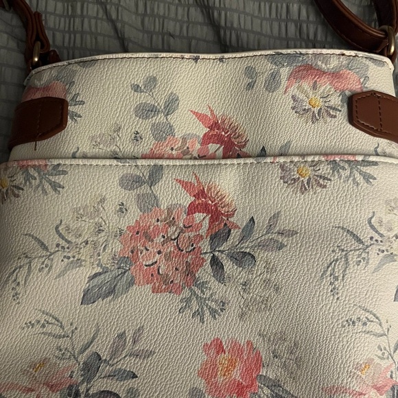 Fiorelli Women's Lila Crossbody Handbag, Floral - Picture 3 of 12